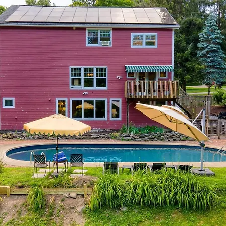 Historic Barn Retreat W Pool Pond Views Longview Pond Lodge By Avantstay